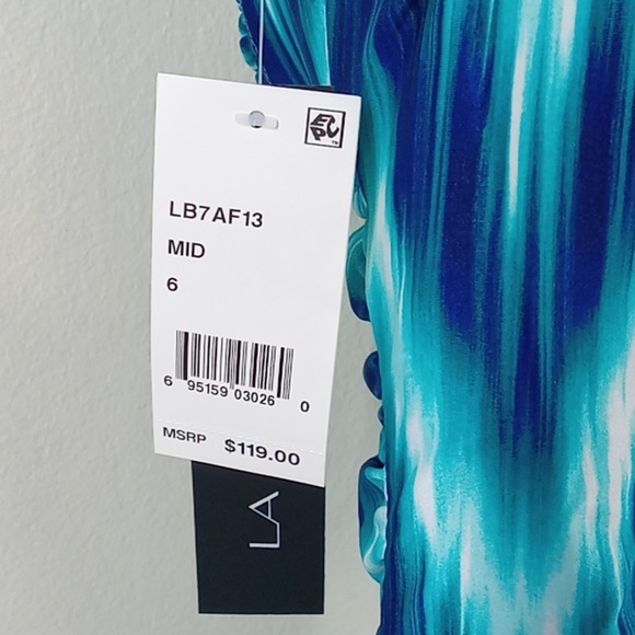 NEW LA BLANCA 6 Bathing Suit One Piece Swimwear Multi-color Resort Vacation - Picture 4 of 7